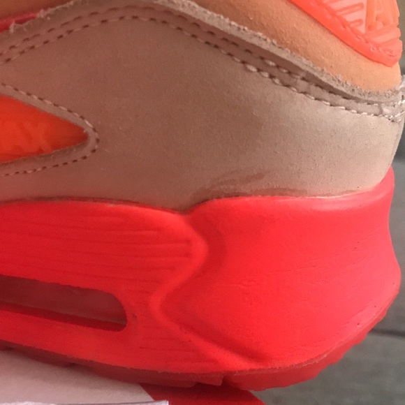 Nike Air Max 90 Bright Crimson Pure Platinum Sneakers CT3449 600 - Picture 11 of 12